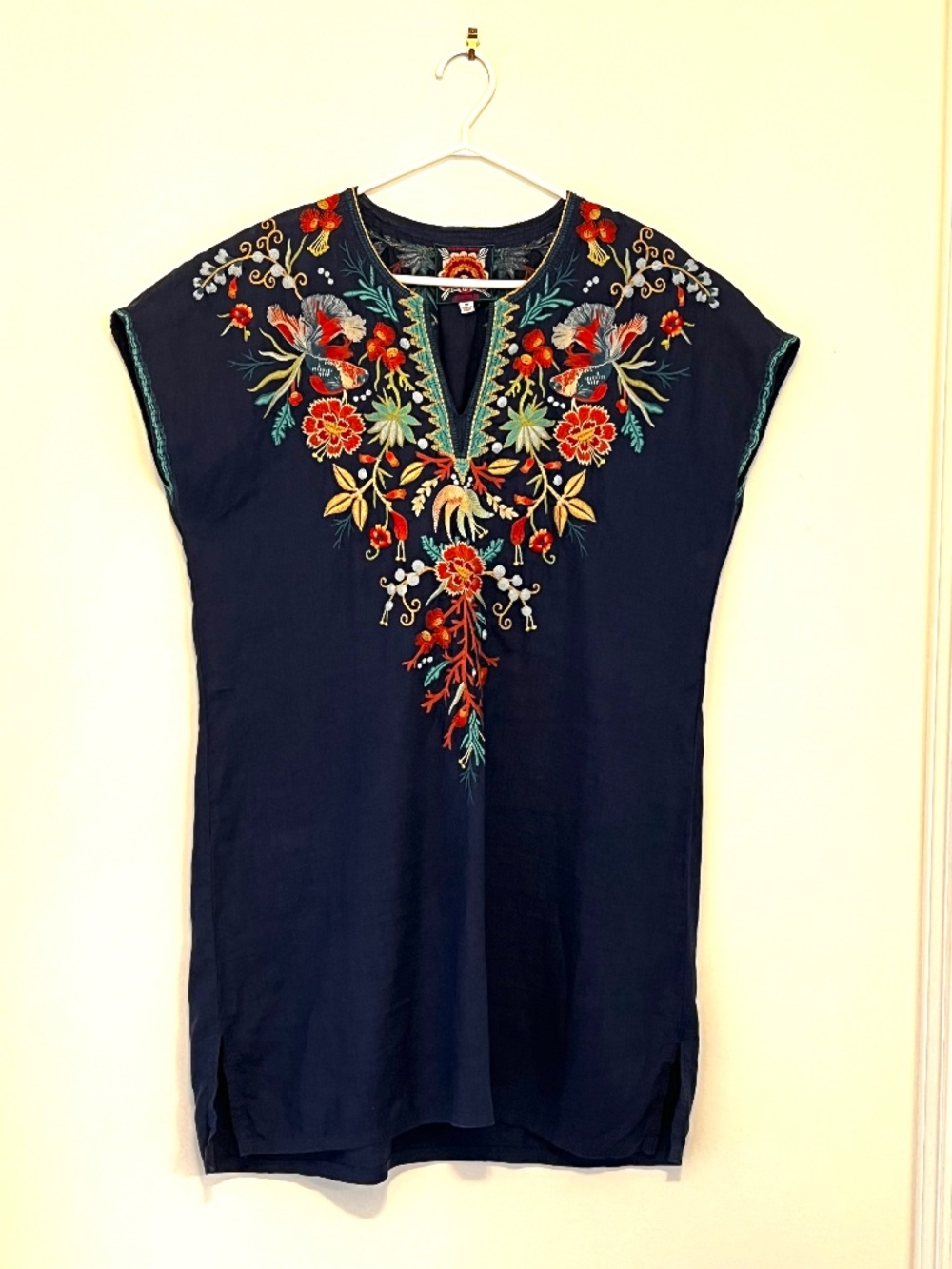 Johnny Was Tunic Dress Size Medium Embroidered Navy Blue Floral 100% Linen